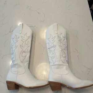 Billini Urson Knee High Western Boot - White - Size 9